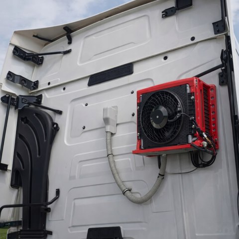 KLIMATYZACJA POSTOJOWA STANDHEIZ 24V